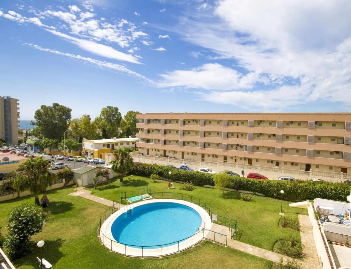 Lovely Apartment In Torremolinos Views Of The Sea, Pool, Terrace, Sofa Bed And Fully Equipped Kitchen Kültér fotó