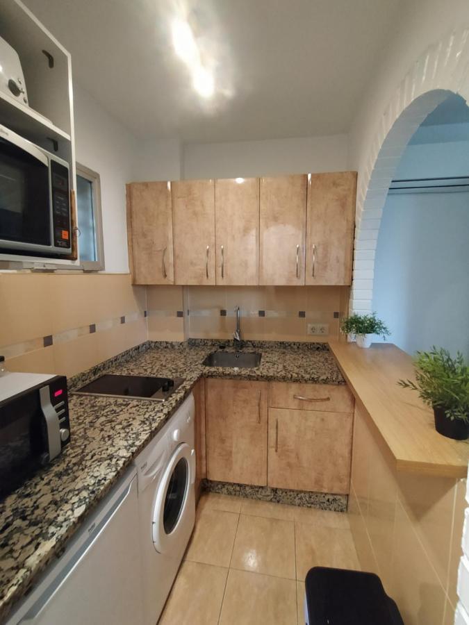 Lovely Apartment In Torremolinos Views Of The Sea, Pool, Terrace, Sofa Bed And Fully Equipped Kitchen Kültér fotó