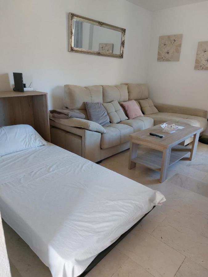 Lovely Apartment In Torremolinos Views Of The Sea, Pool, Terrace, Sofa Bed And Fully Equipped Kitchen Kültér fotó